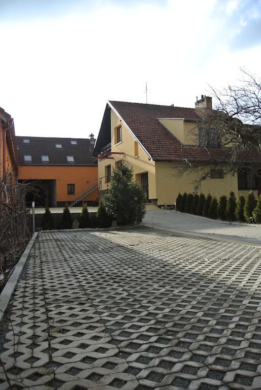 Penzion U Reky Vojkovice  Exterior foto