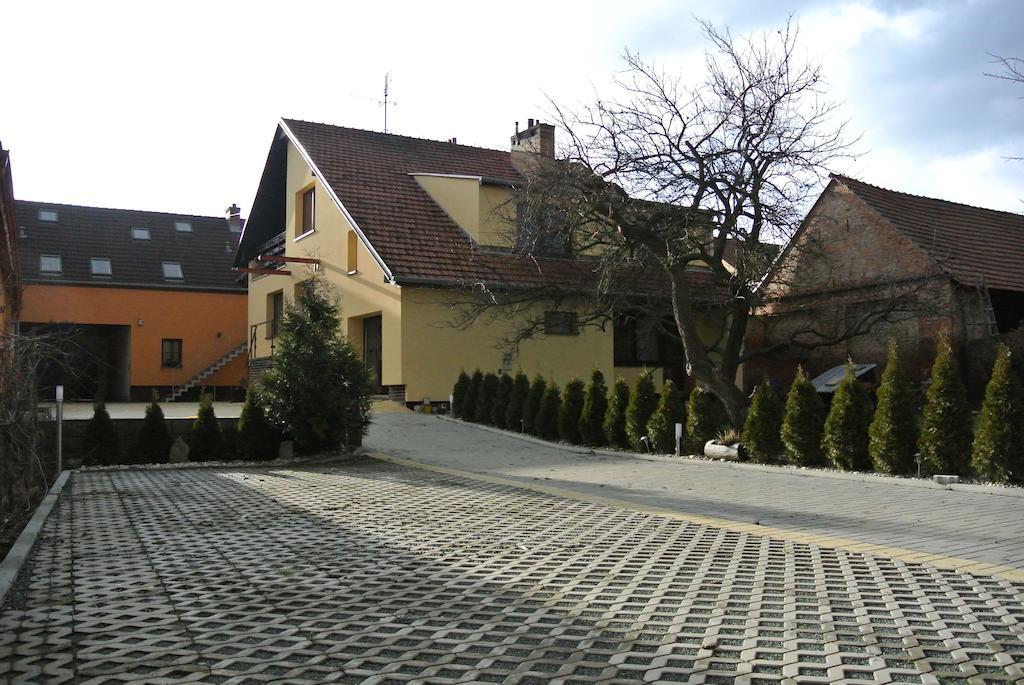 Penzion U Reky Vojkovice  Exterior foto