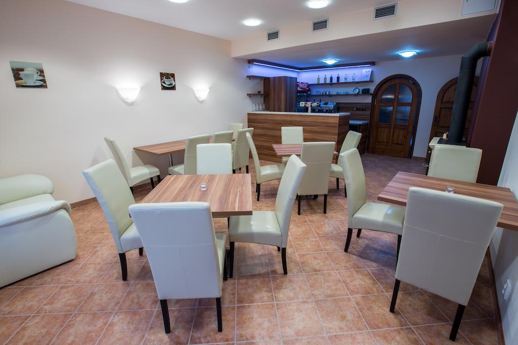 Penzion U Reky Vojkovice  Exterior foto
